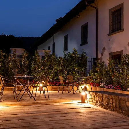 Couette-café Relais Carrara